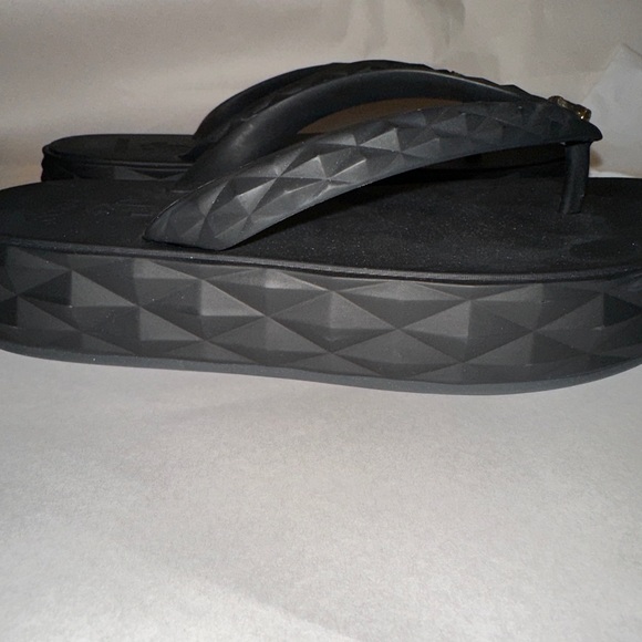 Jimmy Choo Women’s Diamond Flip-Flop Rubber Size EU 34 - Picture 7 of 8